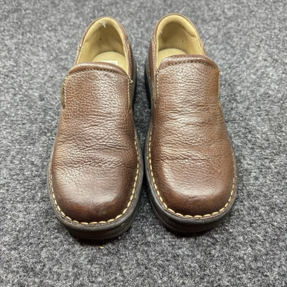 Predictions women leather